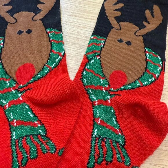 Holiday Reindeer Knit Socks Festive Glittery Scarf Design Christmas Red Black - Picture 1 of 8